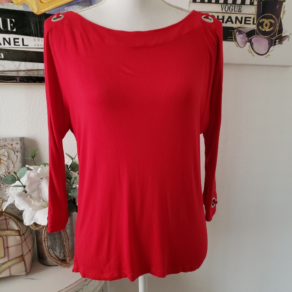 * FINAL PRICE * Cold Shoulder Top